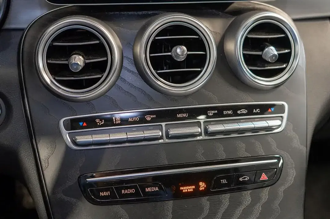 Mercedes-Benz C 220 - Thumbnail 11