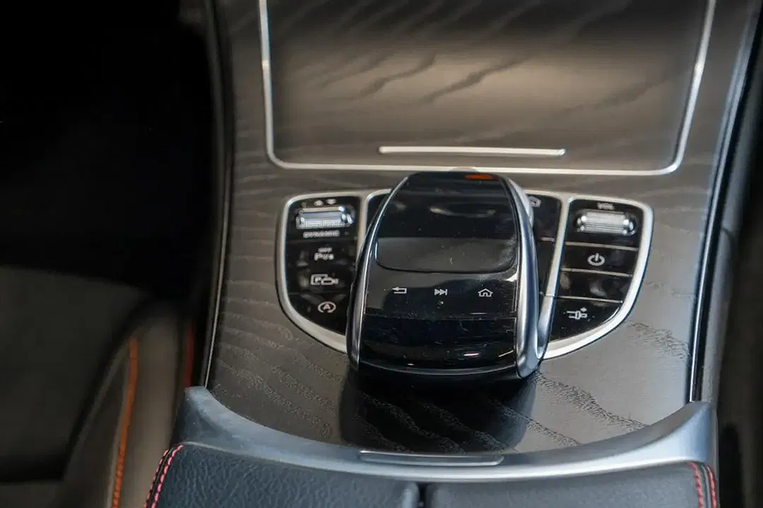 Mercedes-Benz C 220 - Thumbnail 12