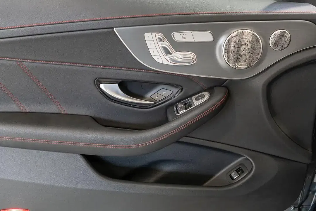 Mercedes-Benz C 220 - Thumbnail 8