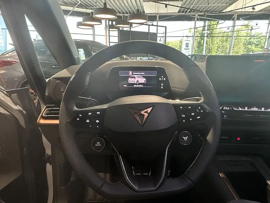 CUPRA Born - Thumbnail 15