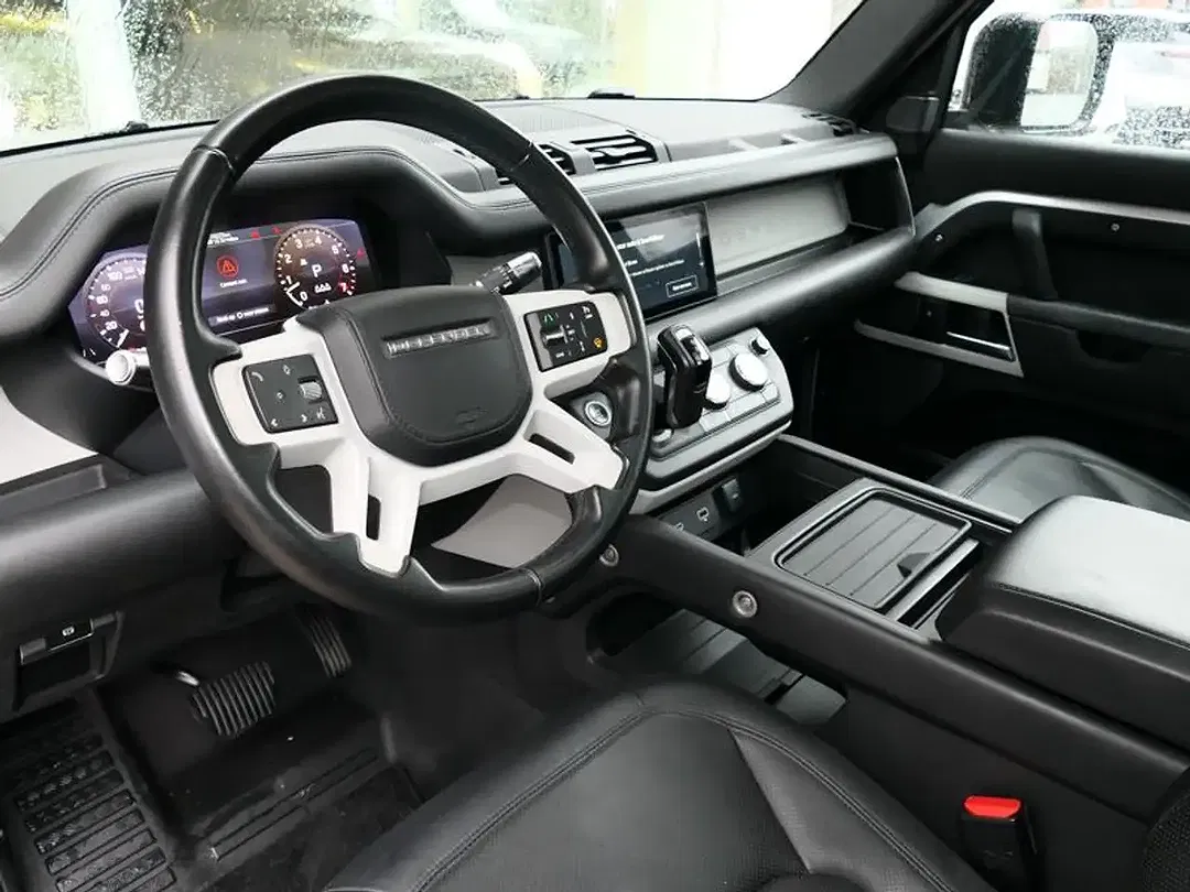 Land Rover Defender - Thumbnail 14