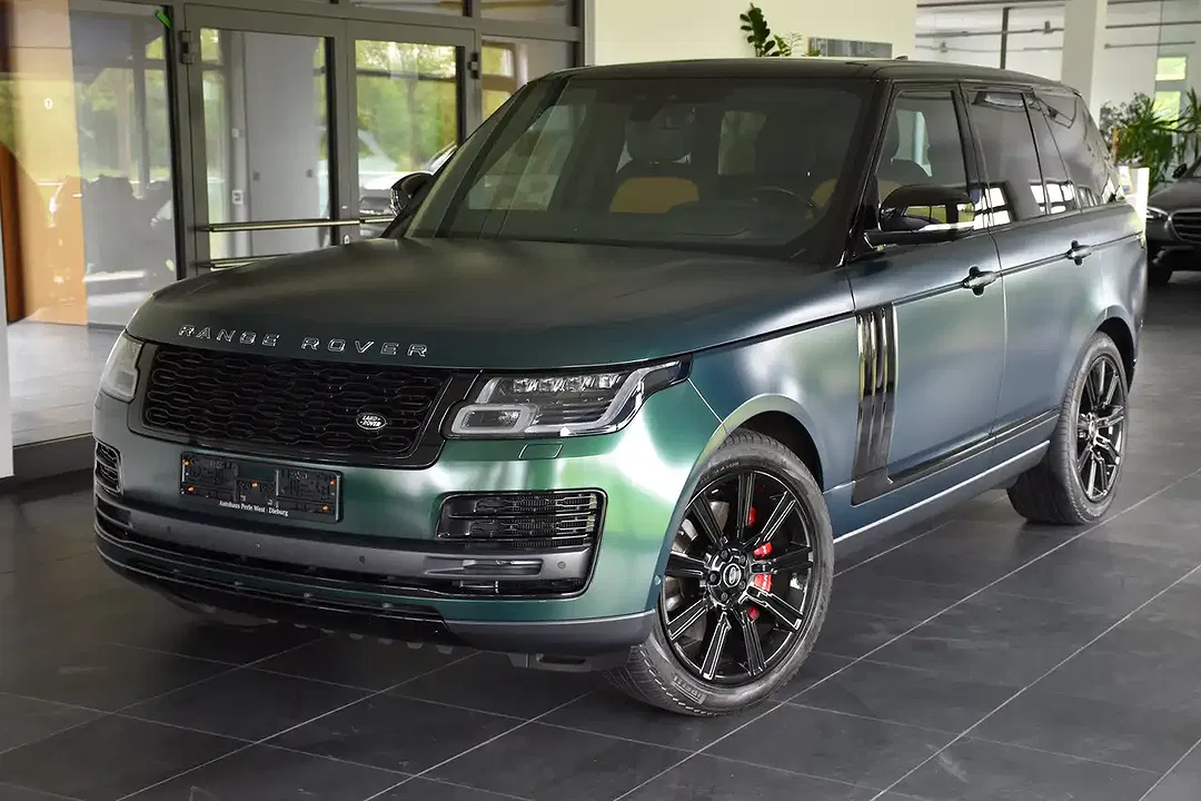 Land Rover Range Rover - Thumbnail 1
