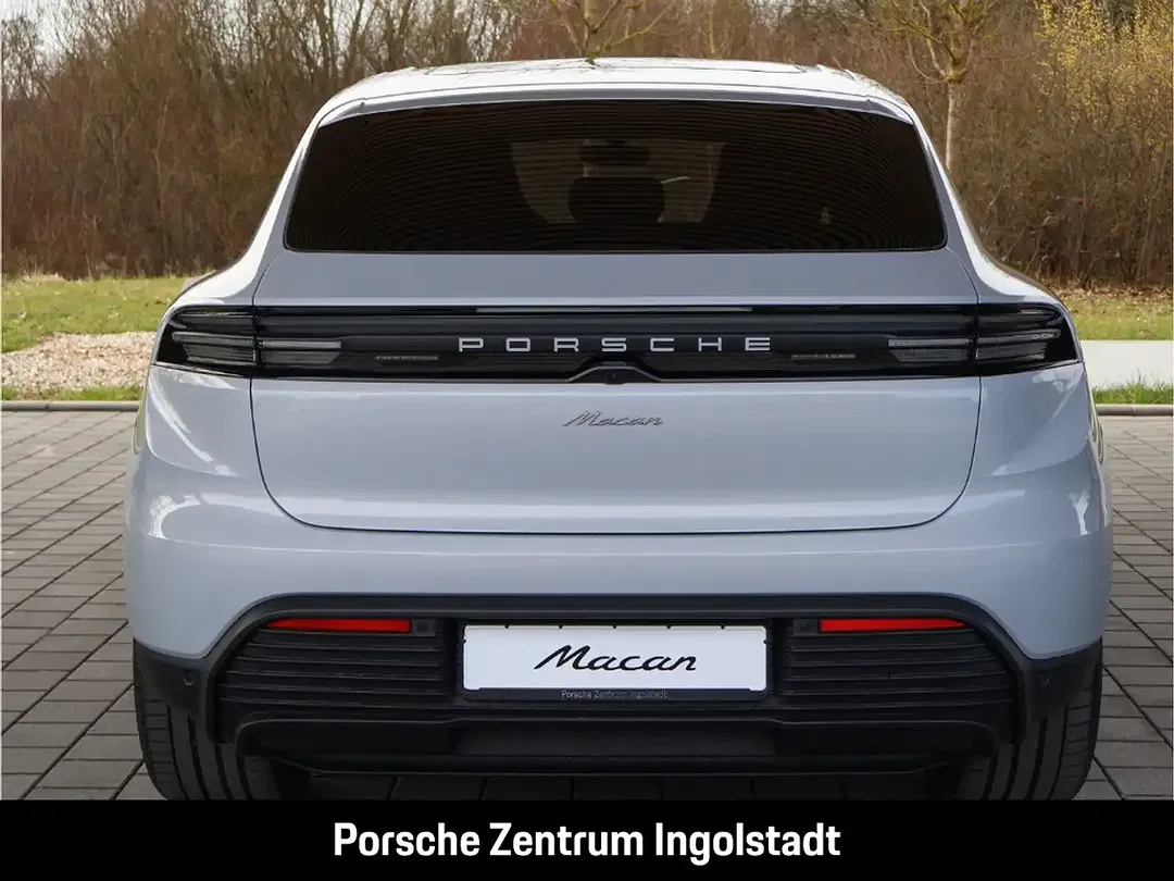 Porsche Macan - Thumbnail 4
