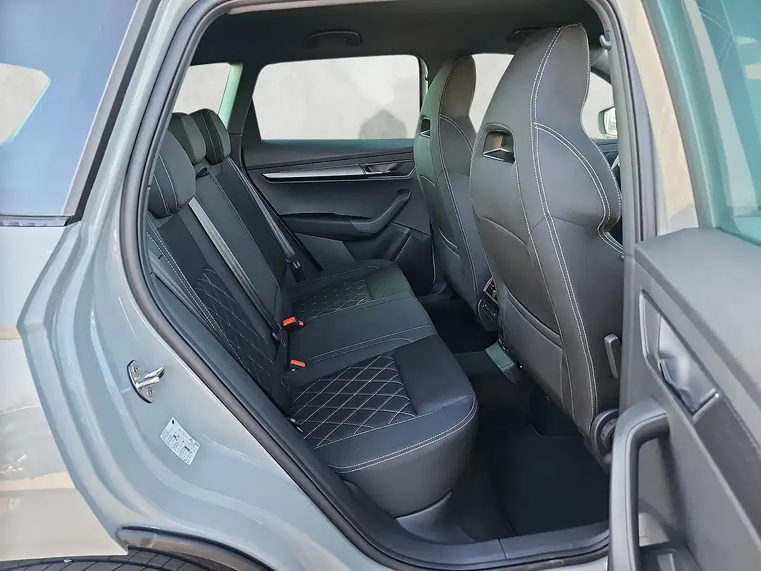 Skoda Karoq - Thumbnail 13
