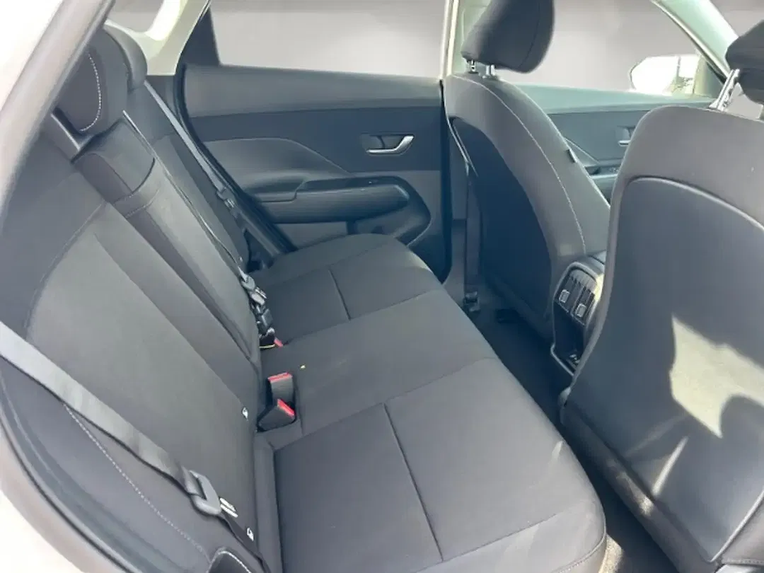 Hyundai KONA - Thumbnail 11