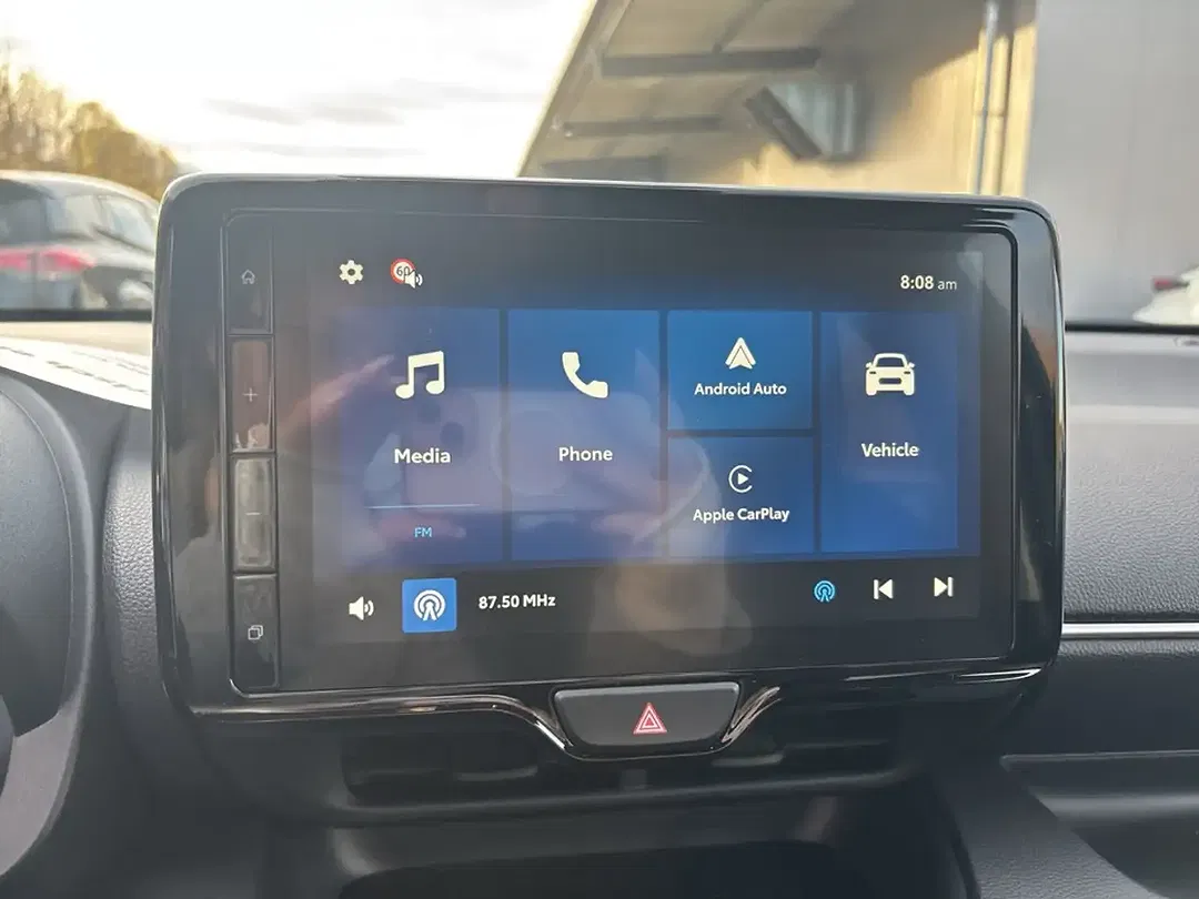 Toyota Yaris - Thumbnail 14