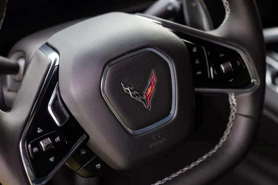 Corvette C8 - Thumbnail 4
