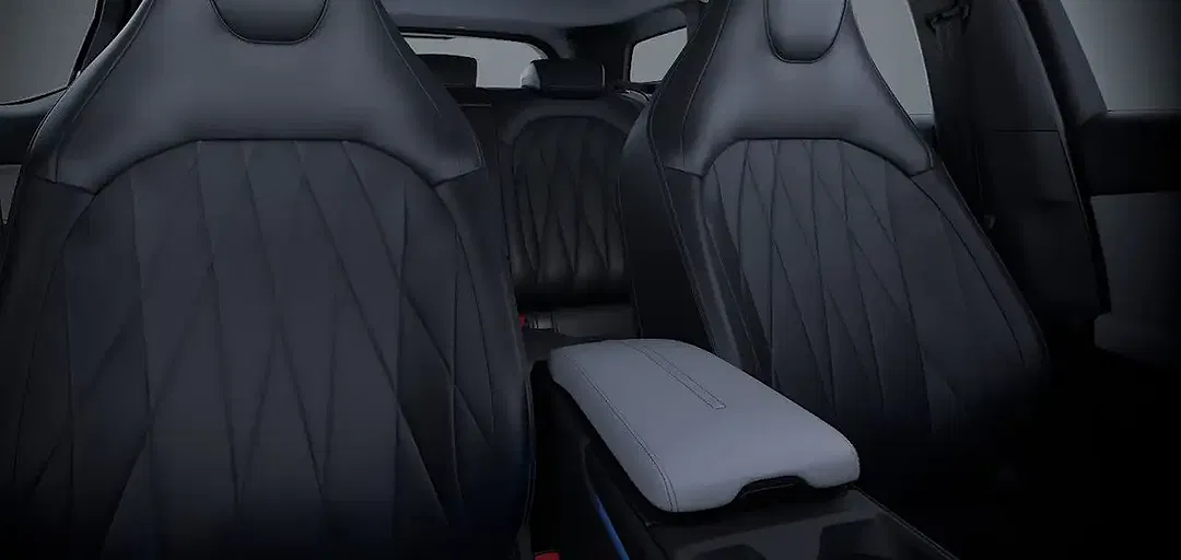 Ford Explorer - Thumbnail 7