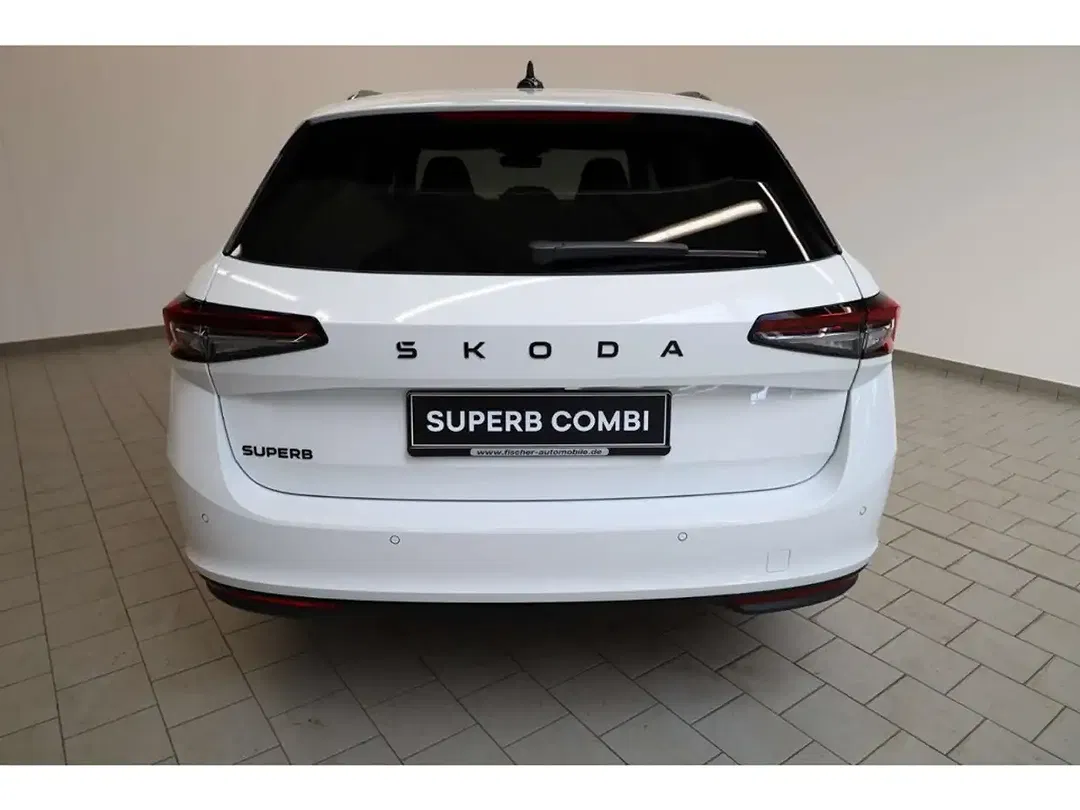 Skoda Superb - Thumbnail 4
