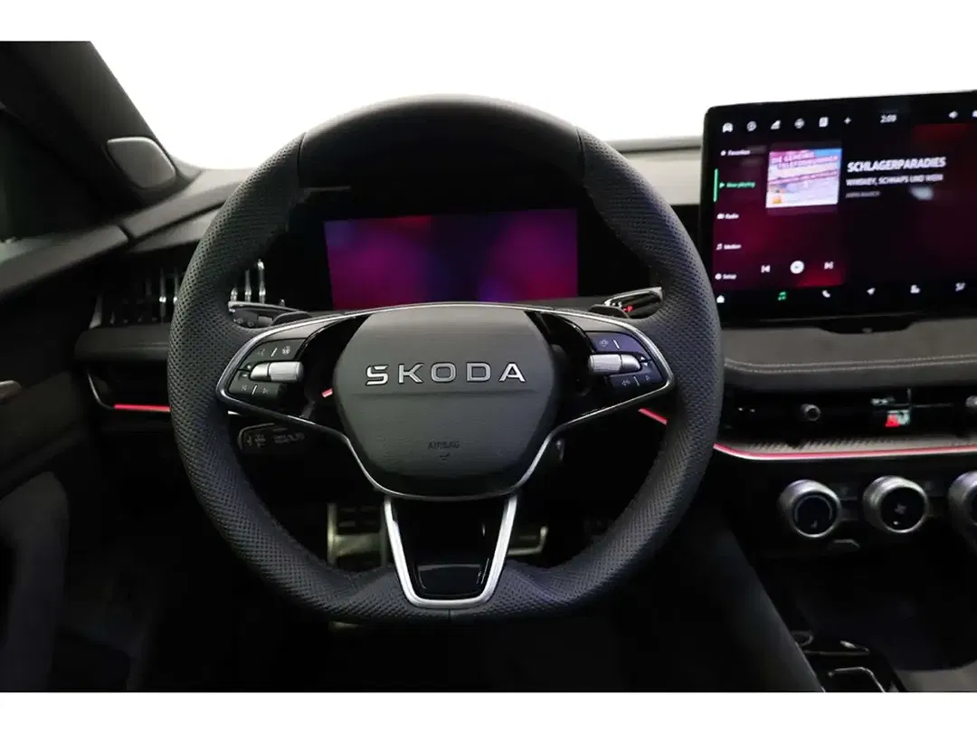 Skoda Superb - Thumbnail 7