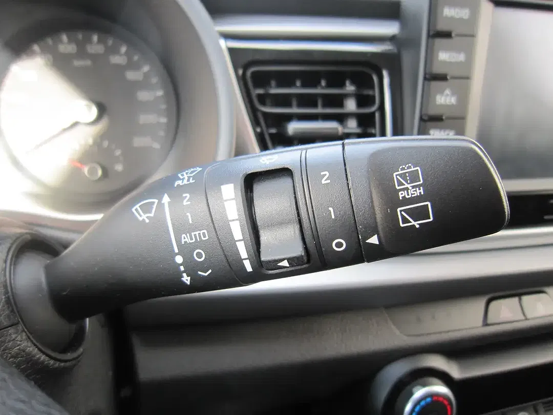 Kia Rio - Thumbnail 7