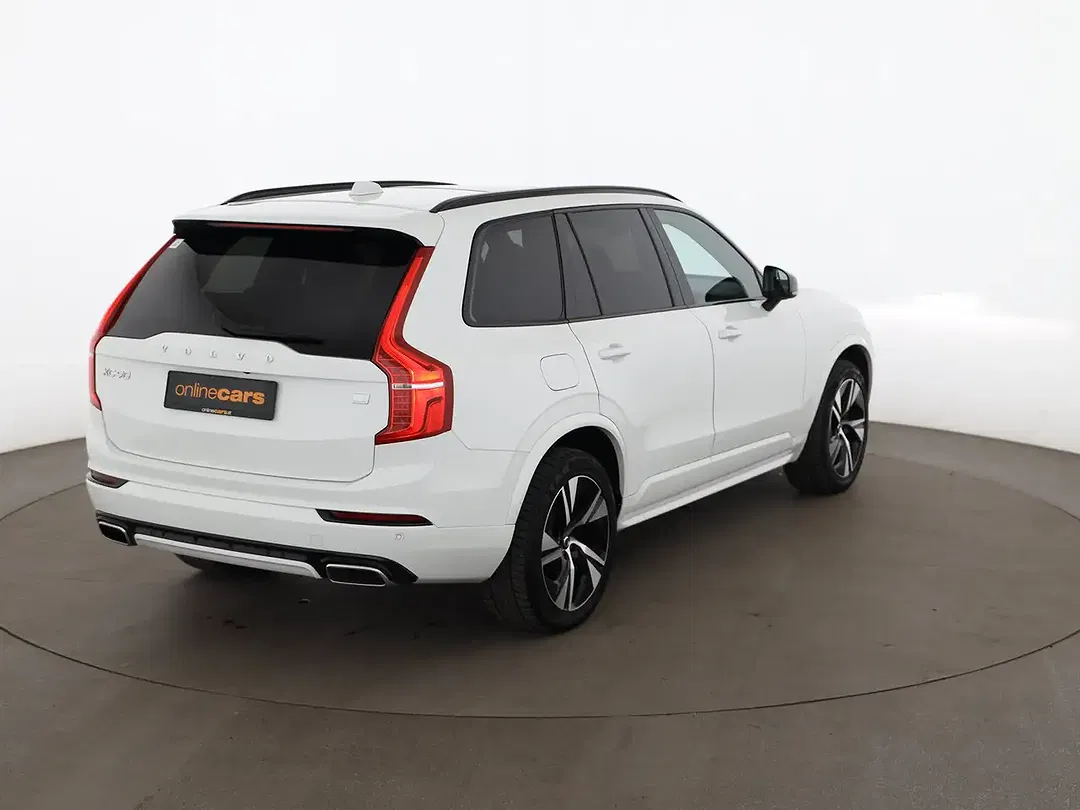 Volvo XC90 - Thumbnail 2