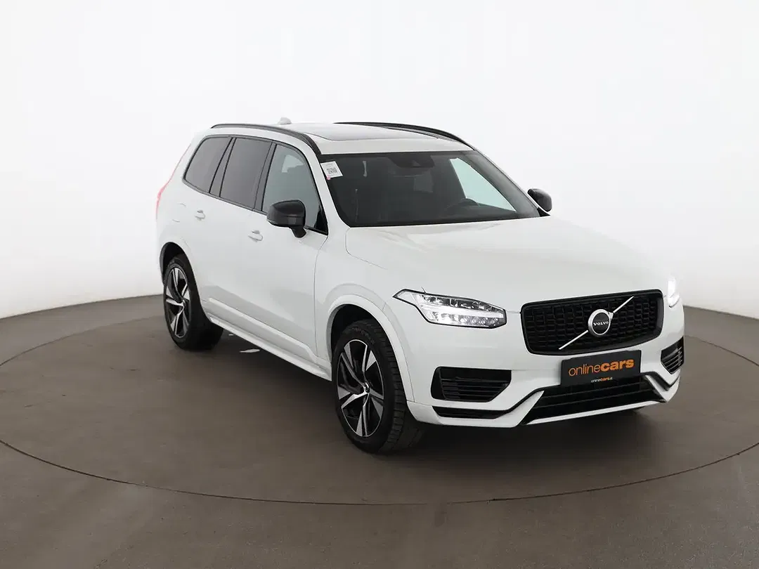 Volvo XC90 - Thumbnail 3