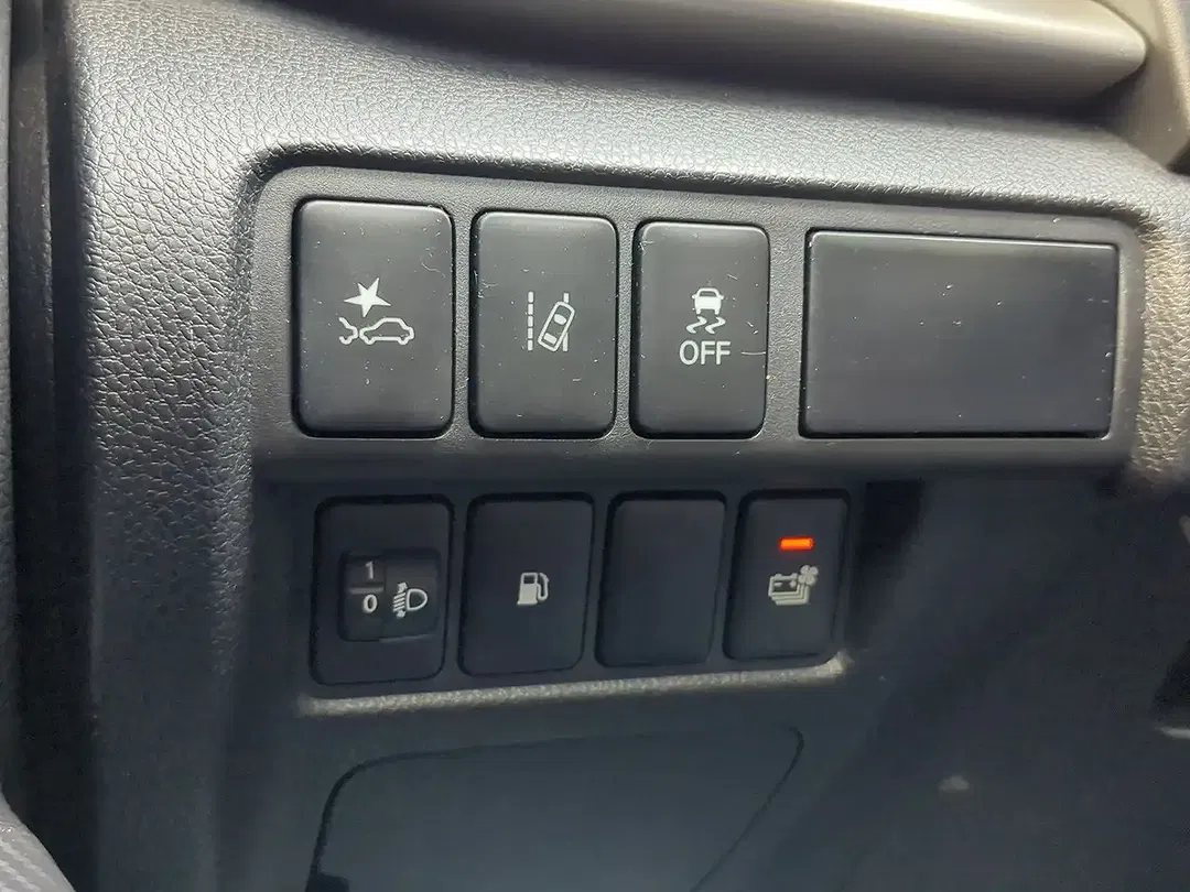 Mitsubishi Eclipse Cross - Thumbnail 17