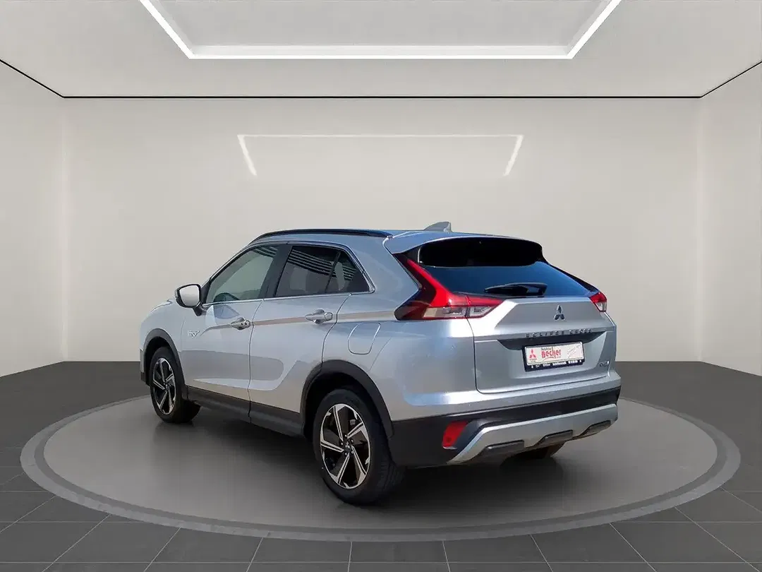 Mitsubishi Eclipse Cross - Thumbnail 4
