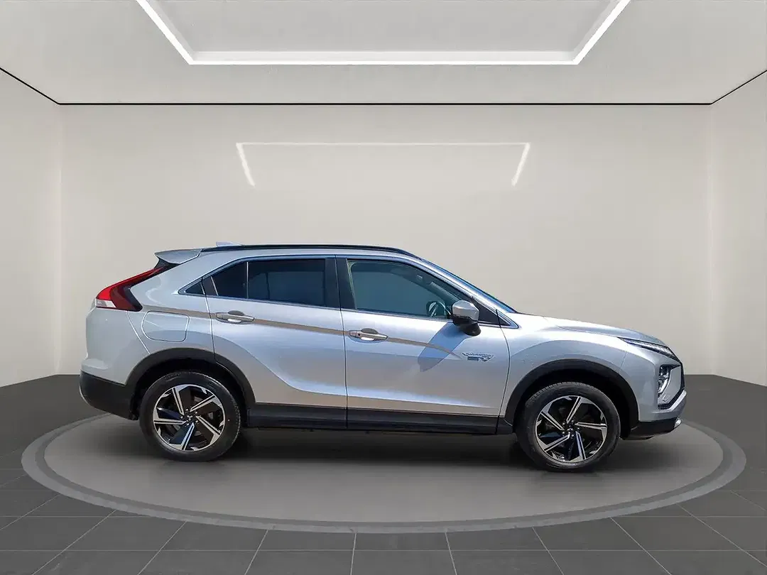 Mitsubishi Eclipse Cross - Thumbnail 8
