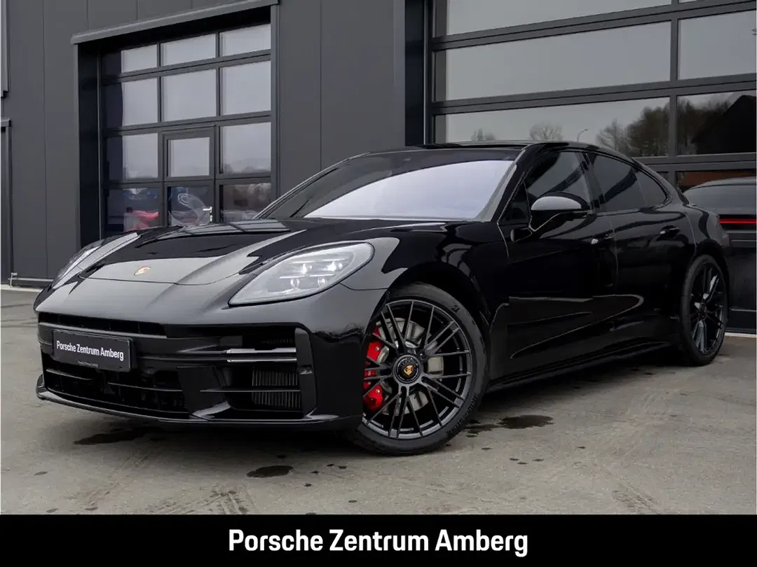 Porsche Panamera - Thumbnail 1