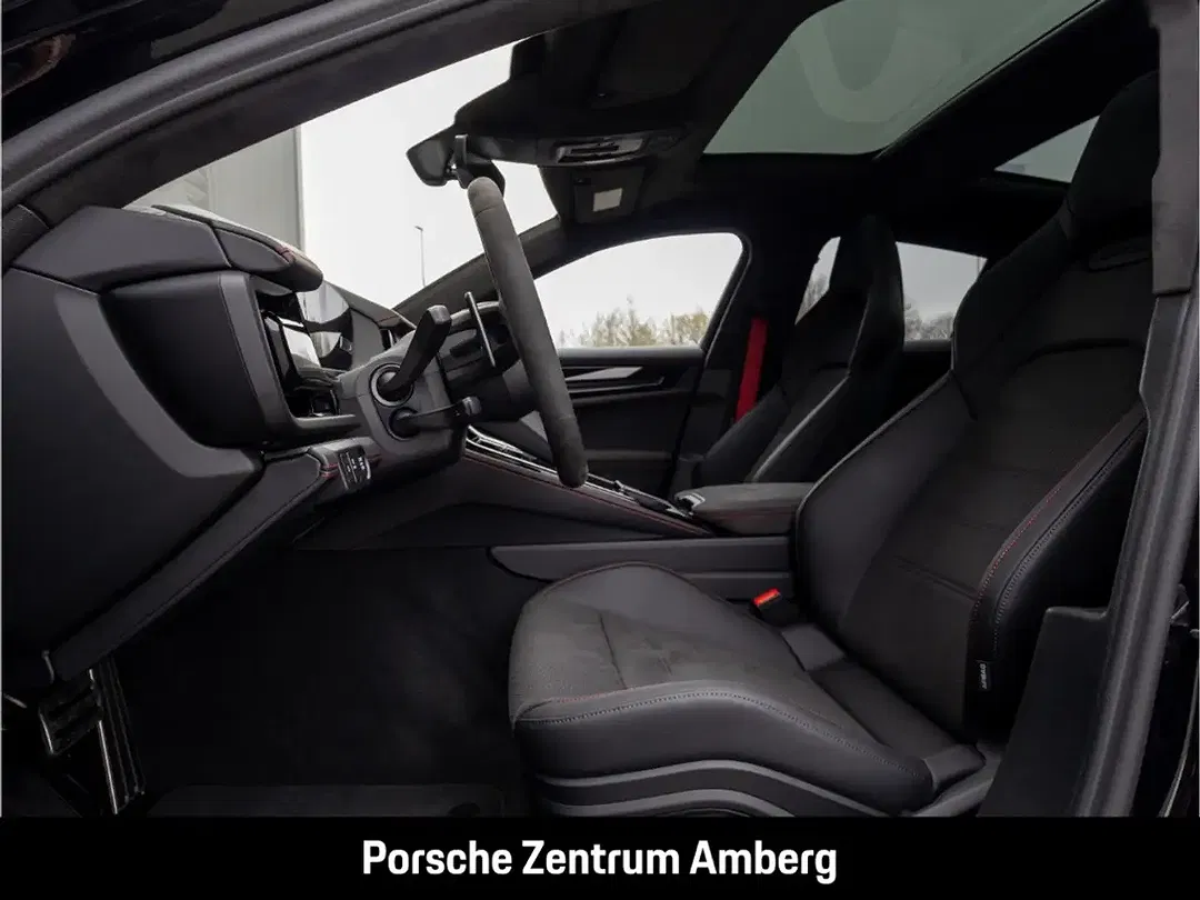 Porsche Panamera - Thumbnail 15