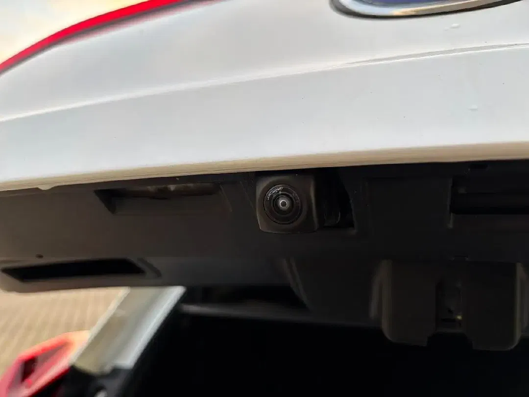 Lexus UX 250h - Thumbnail 8