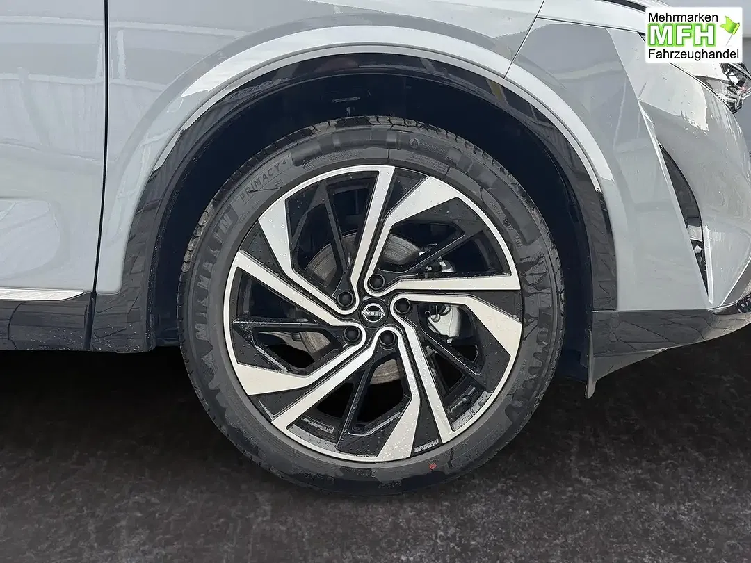 Nissan Qashqai - Thumbnail 7