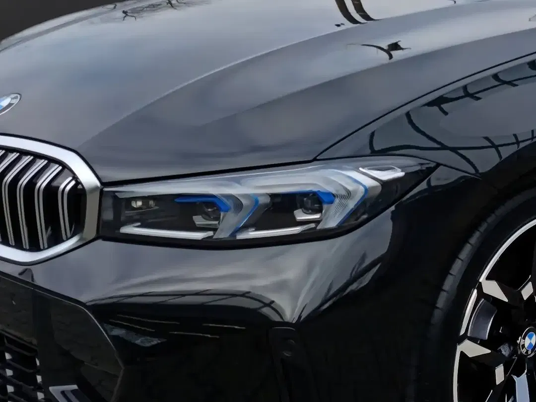 BMW 320 - Thumbnail 8