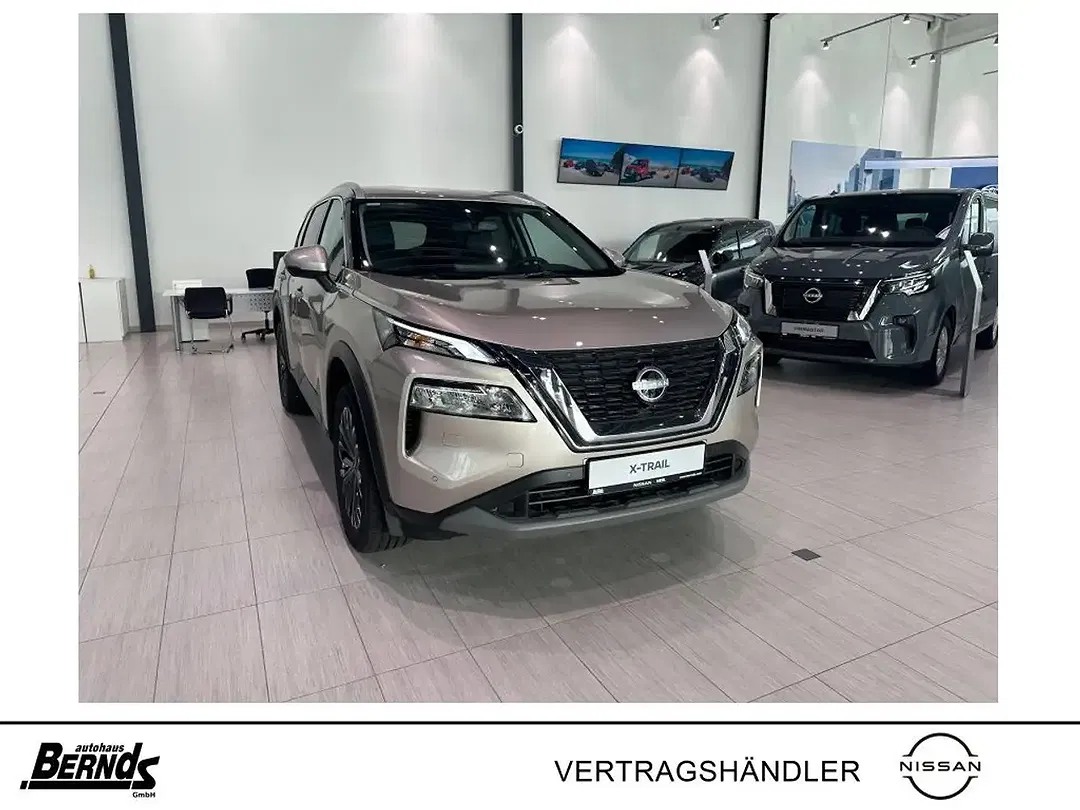 Nissan X-Trail - Thumbnail 1
