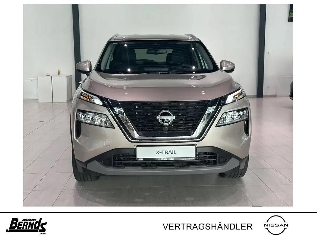 Nissan X-Trail - Thumbnail 3