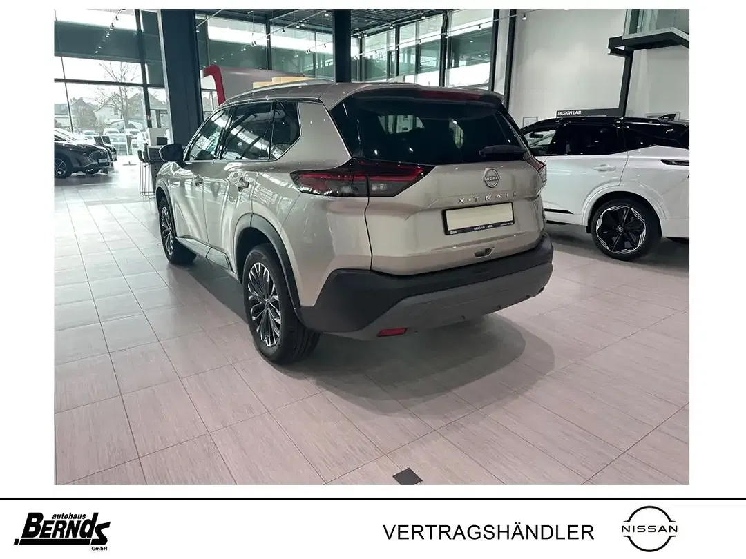 Nissan X-Trail - Thumbnail 4