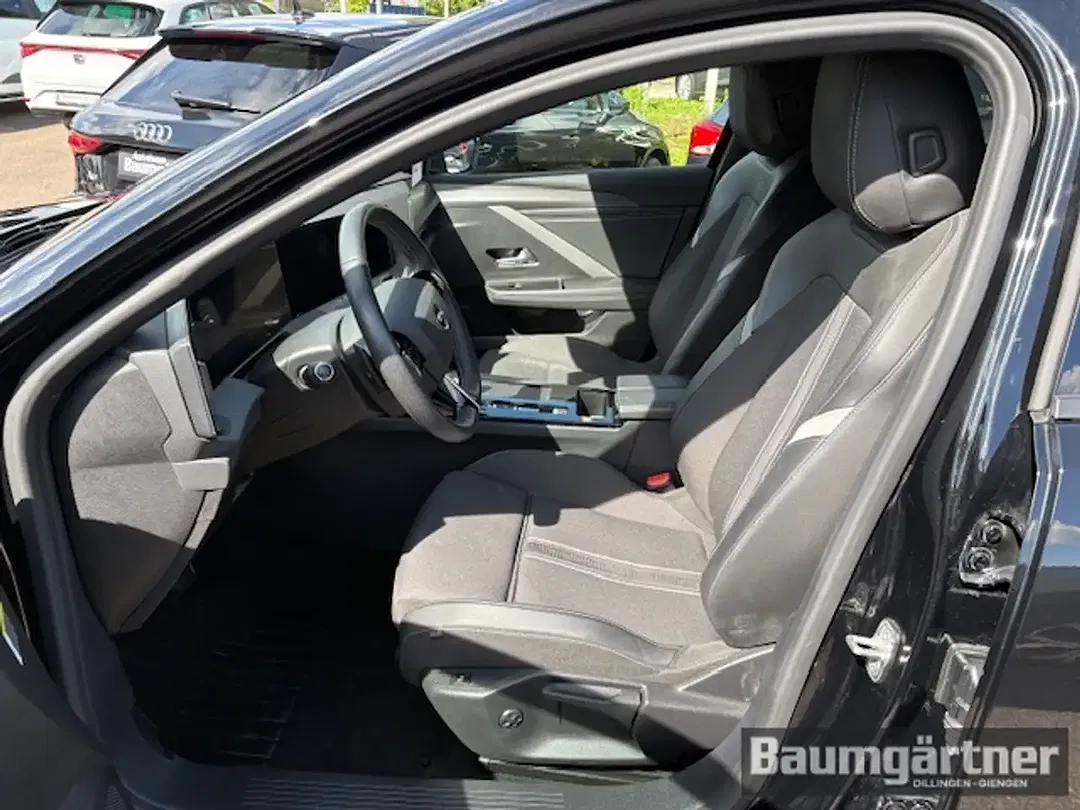 Opel Astra - Thumbnail 5