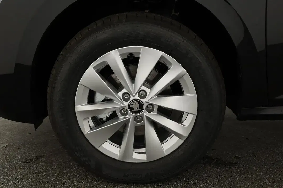 Skoda Kamiq - Thumbnail 14