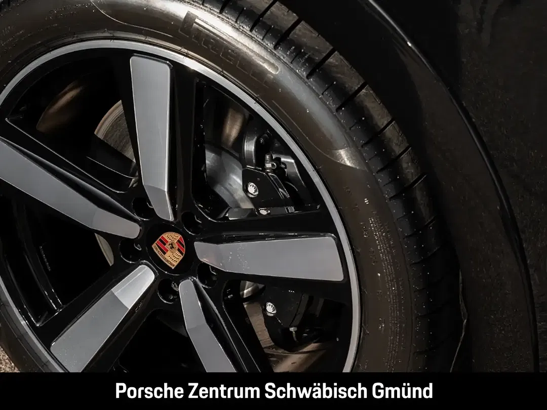 Porsche Cayenne - Thumbnail 13