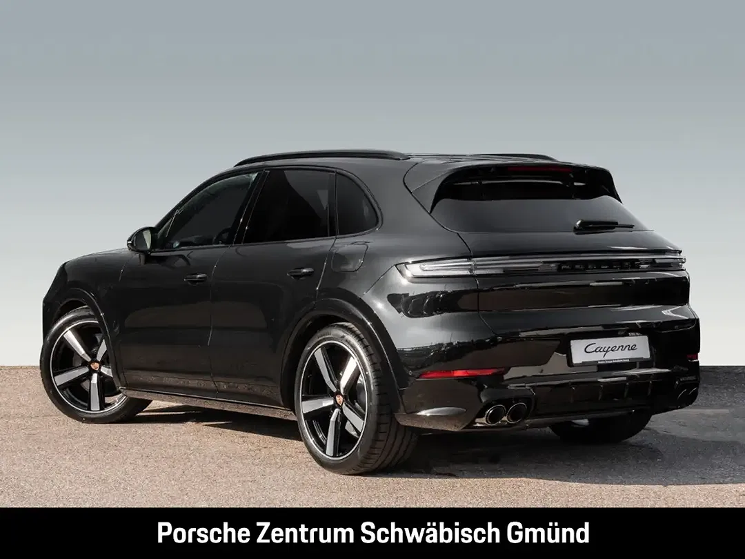 Porsche Cayenne - Thumbnail 3