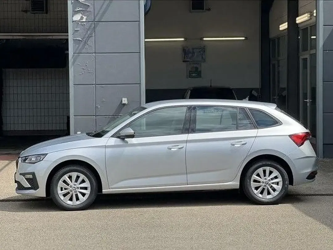 Skoda Scala - Thumbnail 8