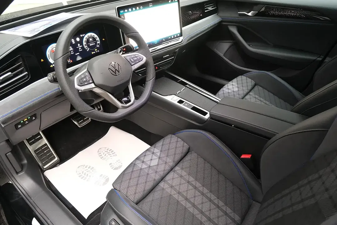 Volkswagen Passat Variant - Thumbnail 14