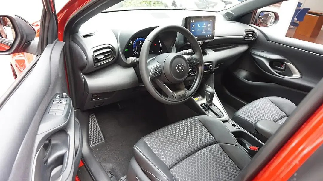 Mazda 2 - Thumbnail 13