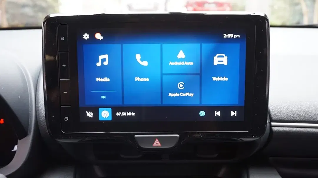 Mazda 2 - Thumbnail 14