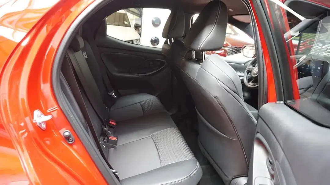 Mazda 2 - Thumbnail 6