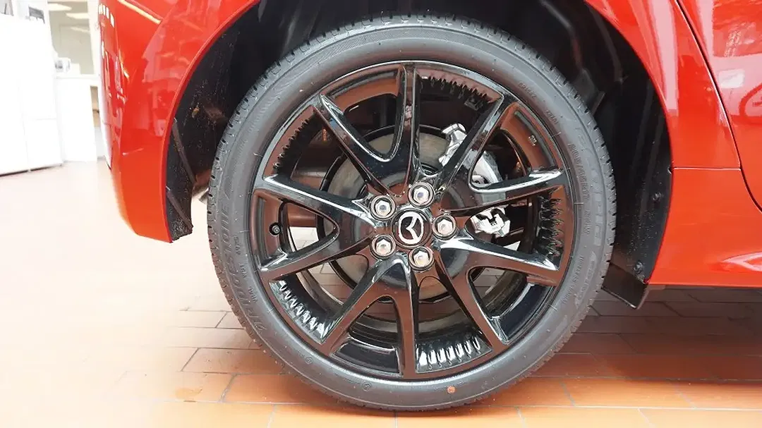 Mazda 2 - Thumbnail 7
