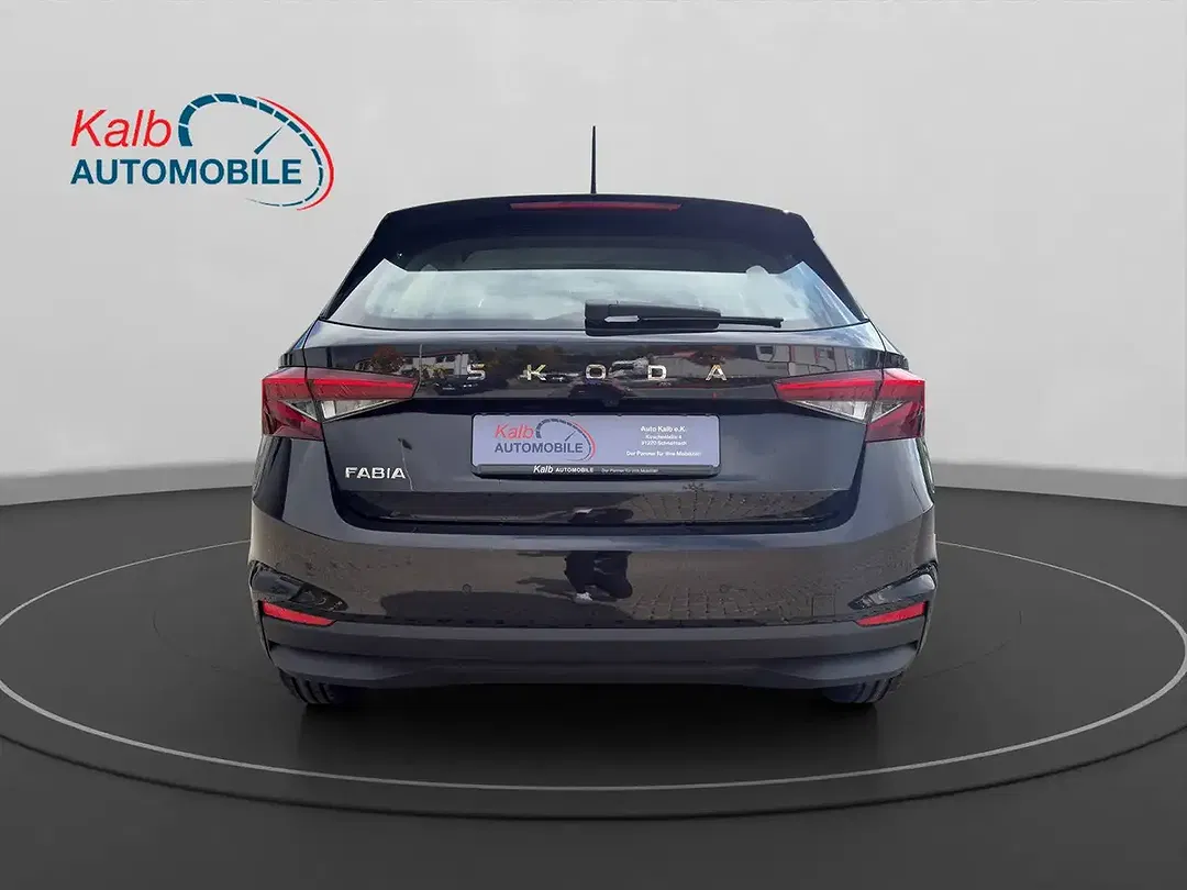 Skoda Fabia - Thumbnail 4