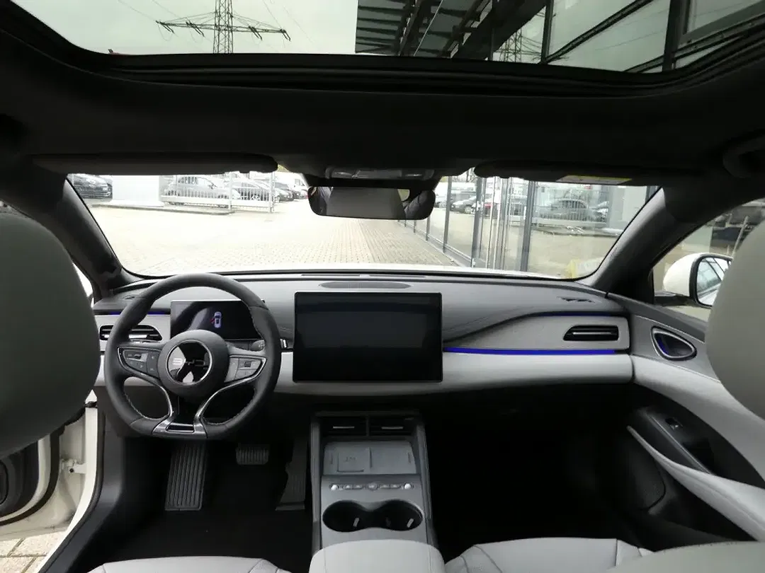BYD Seal 6 - Thumbnail 13