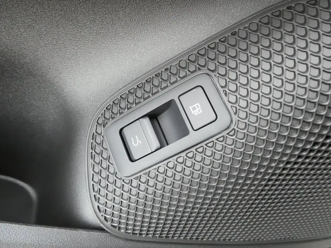 BYD Seal 6 - Thumbnail 15