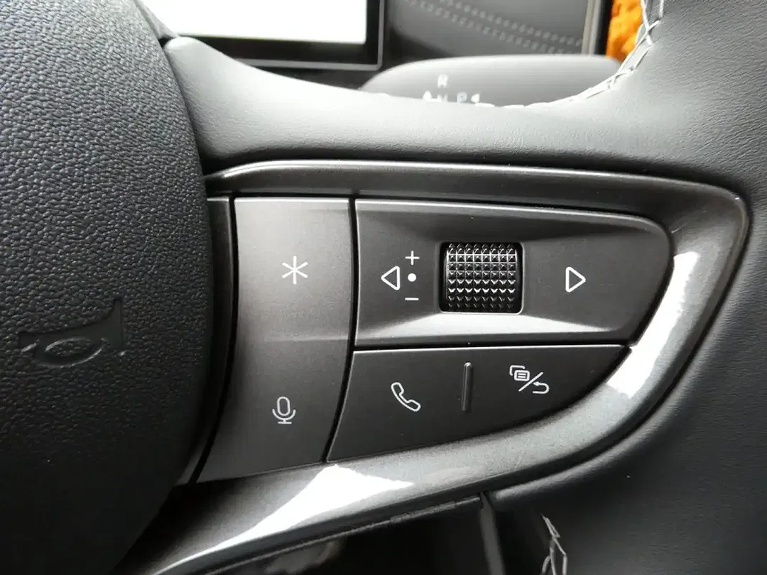 BYD Seal 6 - Thumbnail 24