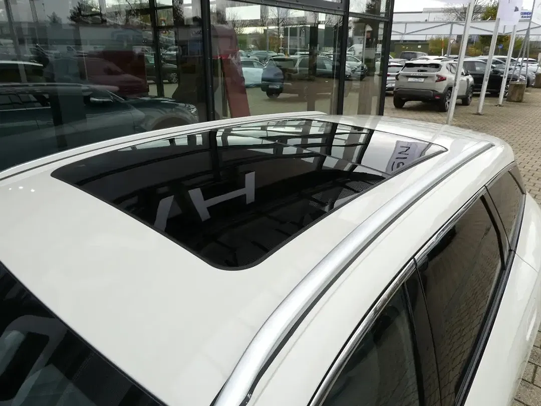 BYD Seal 6 - Thumbnail 6