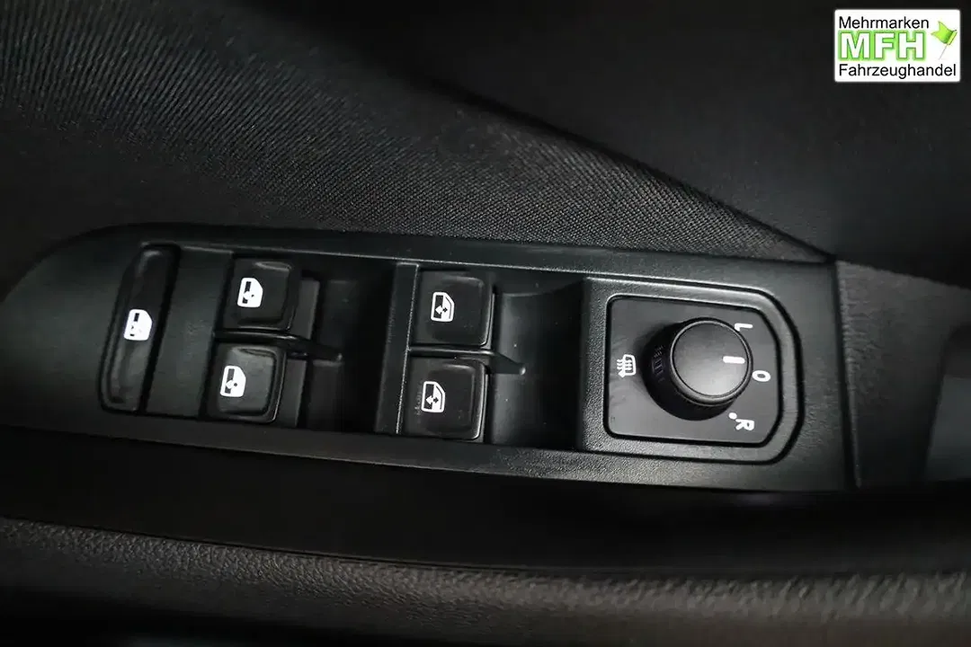 Skoda Kamiq - Thumbnail 7