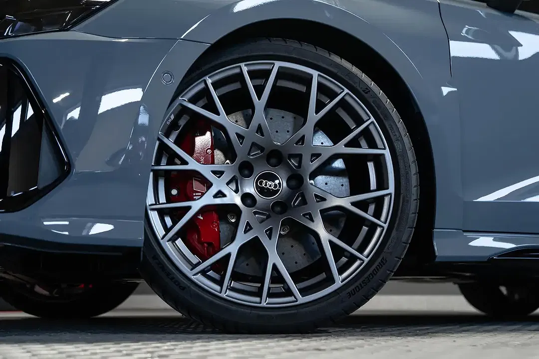 Audi RS3 - Thumbnail 2