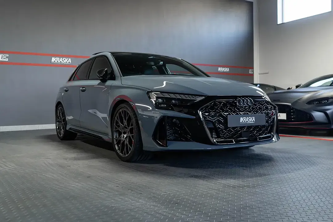 Audi RS3 - Thumbnail 6