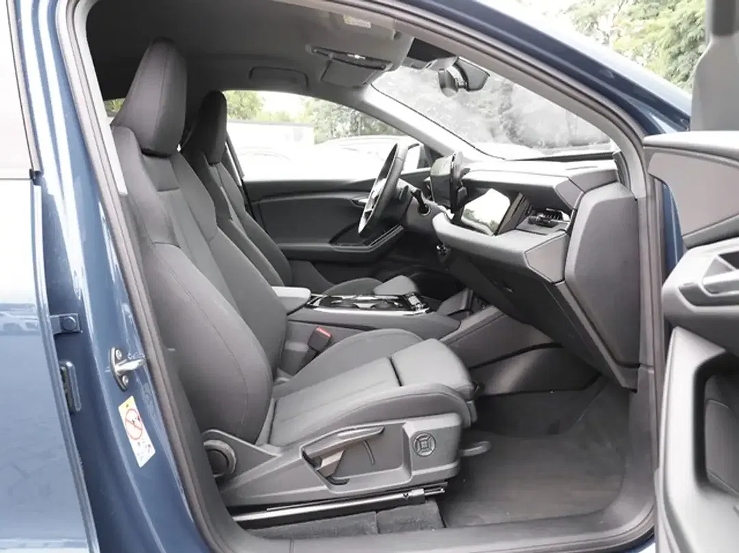Audi Q6 e-tron - Thumbnail 4