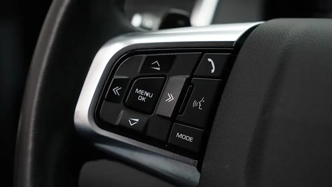 Land Rover Discovery Sport - Thumbnail 13