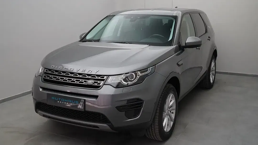 Land Rover Discovery Sport - Thumbnail 2