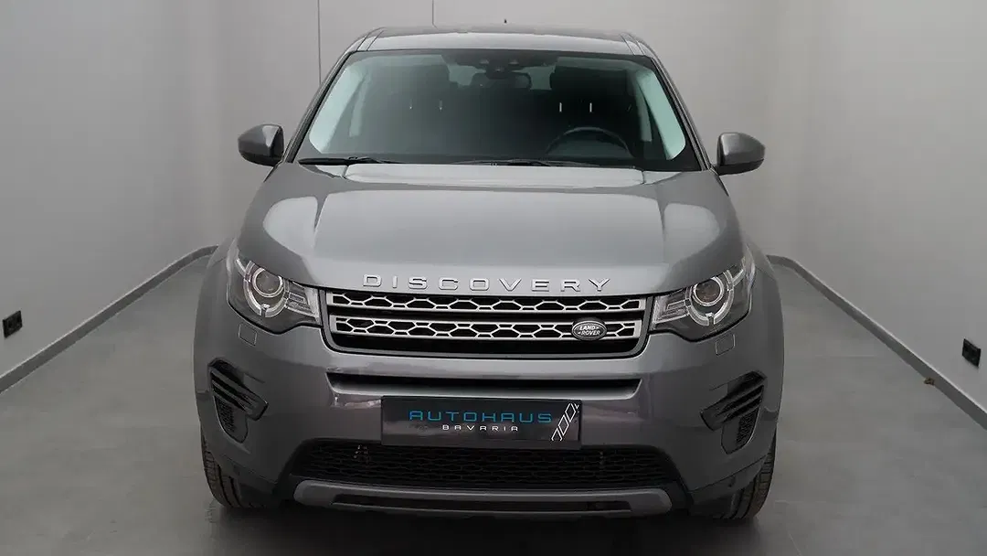 Land Rover Discovery Sport - Thumbnail 3